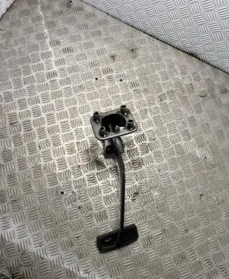 KIA Sorento Brake pedal