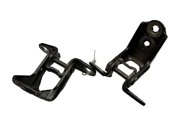 Nissan Rogue Front door hinge set 