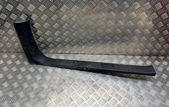 Nissan Navara D23 Front sill trim cover 769B44KJ0A