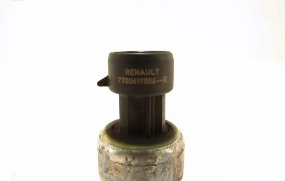 Hyundai i20 (PB PBT) Oil pressure sensor 7700417506E