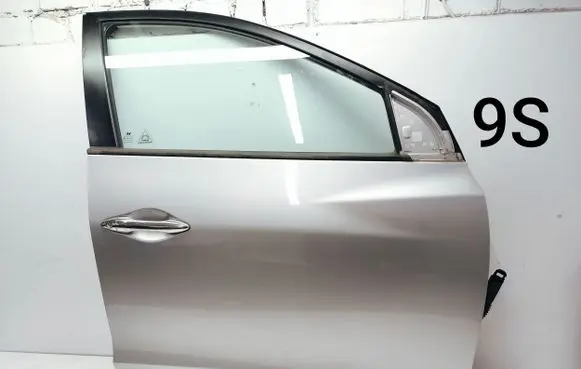 Hyundai ix35 Front door