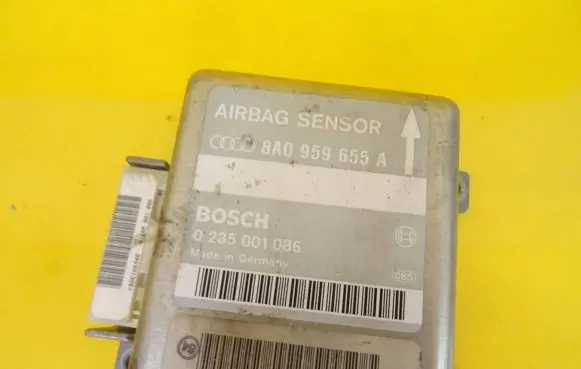 Audi A6 S6 C4 4A Airbag control unit/module 8A0959655A