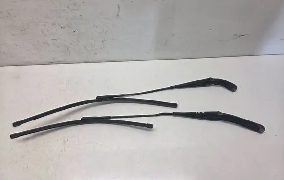 Audi S5 Front wiper blade arm 178309