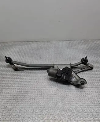 Dacia Sandero Front wiper linkage and motor 3397020879 8200619512