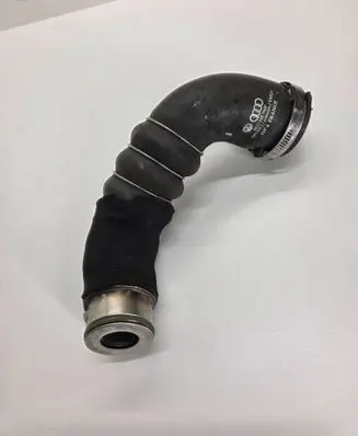Audi A4 S4 B7 8E 8H Intercooler hose/pipe 8E0145790P