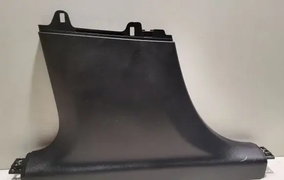 (B) pillar trim (bottom)