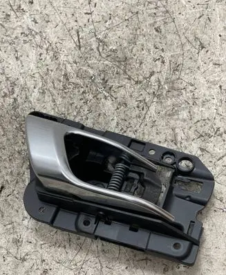 Porsche Macan (95B) Front door interior handle 95B837020
