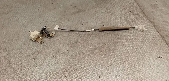 Volkswagen Touareg I Tailgate boot lock/latch motor 7L6827425