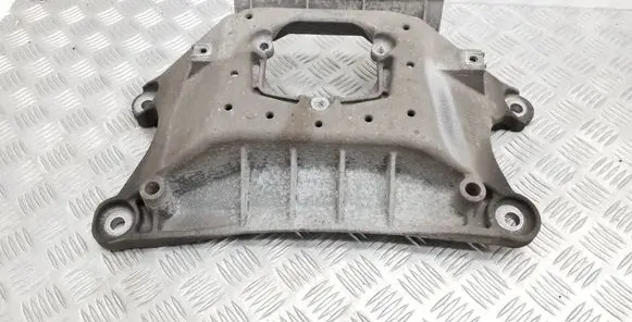 Audi A4 S4 B8 8K Gearbox mounting bracket 8K0399263T