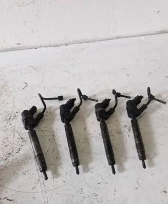 Mercedes-Benz A W168 Fuel injector