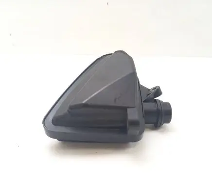 Mercedes-Benz E W212 Intake resonator A6421400087 4010323A