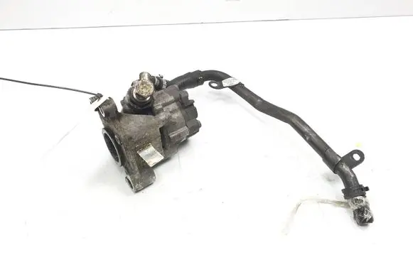 Audi A6 S6 C5 4B Power steering pump 4F0145155B