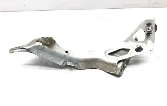 Audi A6 Allroad C7 Fender mounting bracket 4G0821135A CL460