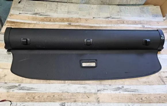 Parcel shelf load cover