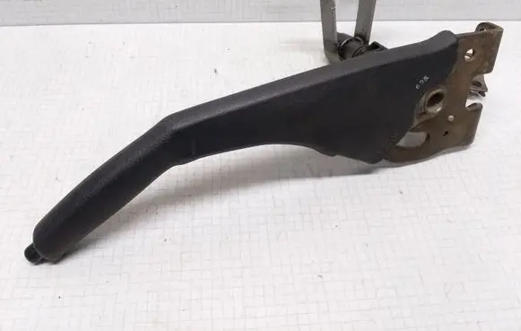 Mitsubishi Galant Handbrake/parking brake lever assembly