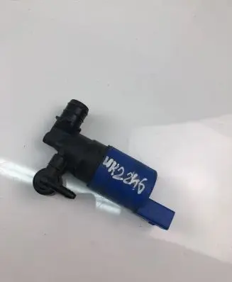 Jaguar XE Headlight washer pump AV6113K082AA