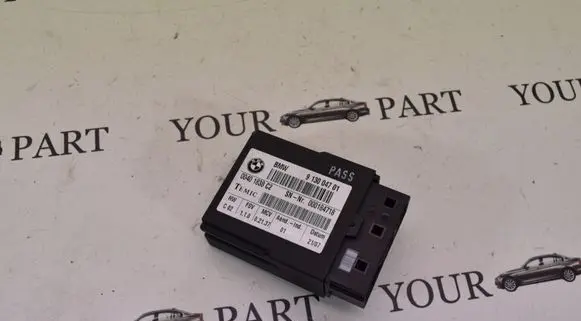 BMW 3 E92 E93 Seat belt warning relay 9130047