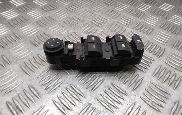 Citroen C4 I Electric window control switch 9651464677