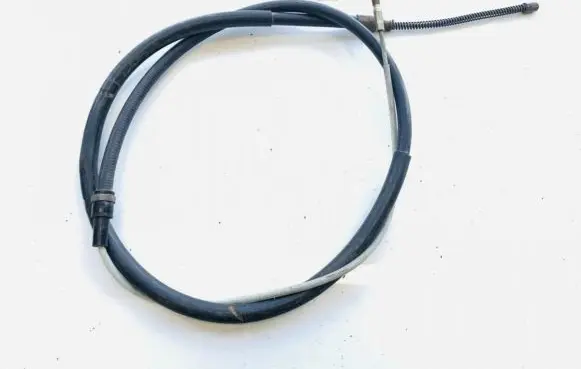 Handbrake/parking brake wiring cable