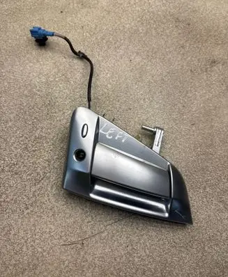 Nissan 370Z Front door exterior handle