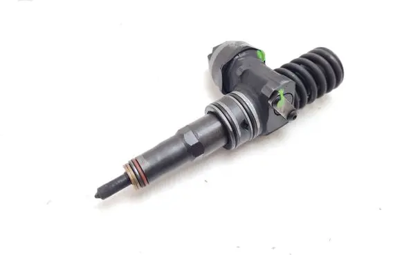 Volkswagen Caddy Fuel injector 038130073BN
