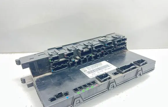 Mercedes-Benz E W211 Comfort/convenience module 2115458601 5DK00804728