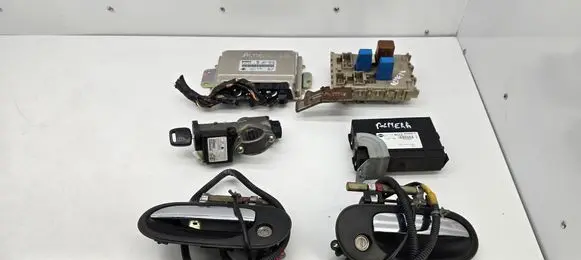 Engine ECU kit and lock set
