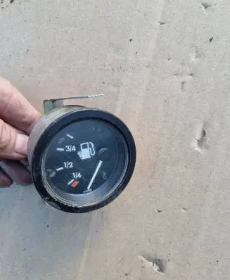Mercedes-Benz 207 310 Fuel level meter relay 272718
