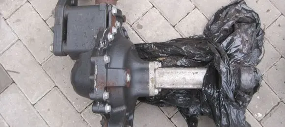 Land Rover Discovery 4 - LR4 Front differential CH223017AB