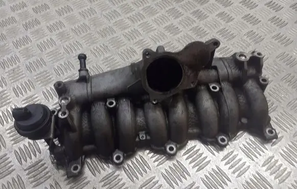 Volkswagen PASSAT B6 Intake manifold 03G129713H