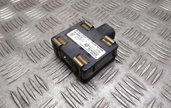 Nissan Qashqai Distronic sensor radar 284384EA5A 0203300114