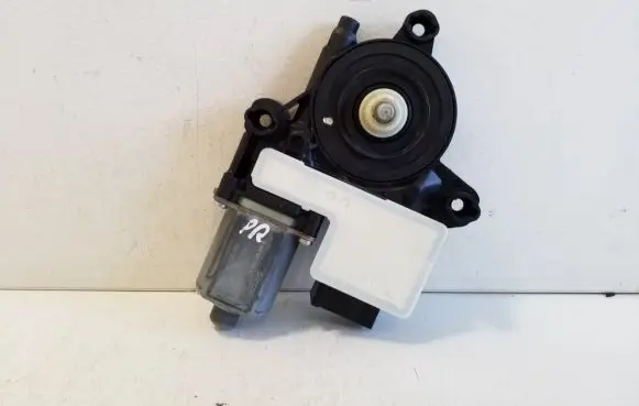 Skoda Kamiq Front door window regulator motor 2Q2959405G 0130822064
