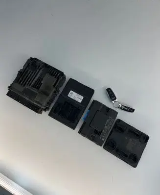 Engine ECU kit and lock set