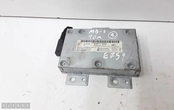 Mercedes-Benz S AMG W221 GPS navigation control unit/module A2049009301