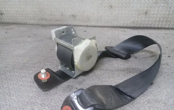 KIA Ceed Rear seatbelt 89810201H000