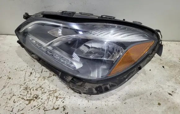 Mercedes-Benz E W212 Headlight/headlamp A2128205139