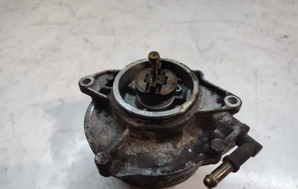 Vacuum pump
