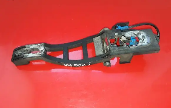 Ford Mondeo MK IV Front door exterior handle/bracket 6M21U224A36A