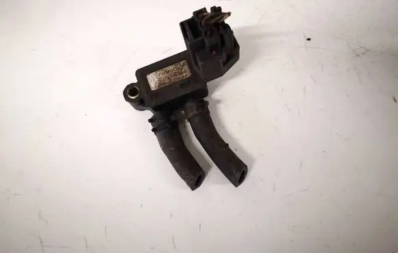 Ford Focus Exhaust gas pressure sensor av615l200aa av61-5l200-aa