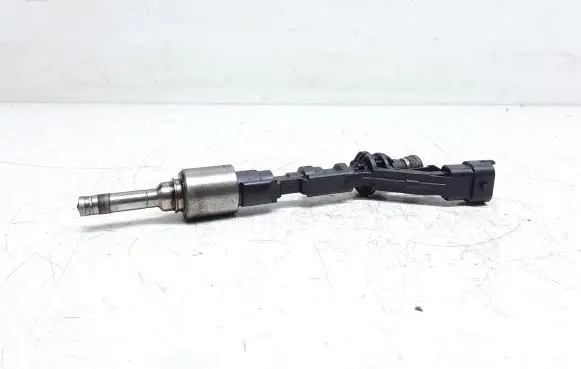 Volvo S60 Fuel injector BM5G9F593BA