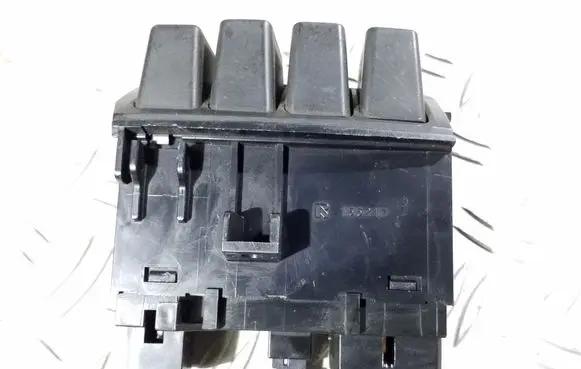 Opel Frontera A Light switch 155217 3341J36