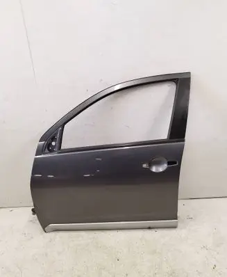 Mitsubishi Outlander Front door