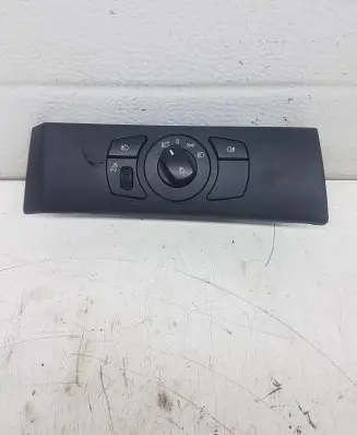 BMW 5 E60 E61 Light switch 6953735 33290403 300601100