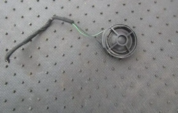 Audi A6 S6 C5 4B Front door speaker 4b0035399e