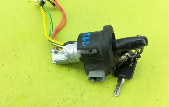 Renault Master II Ignition lock