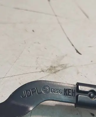 KIA Ceed Front wiper blade arm
