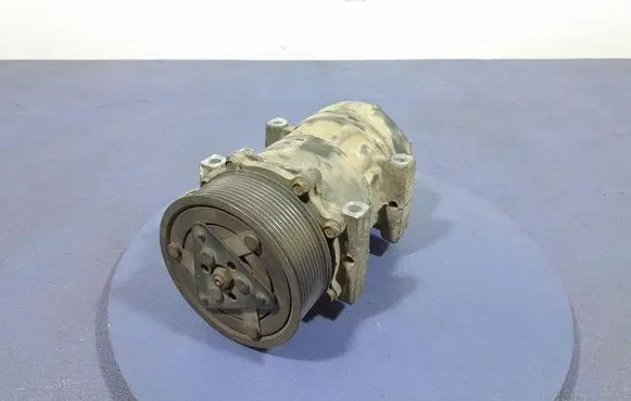 Renault Megane III Air conditioning (A/C) compressor (pump) QP7H158263