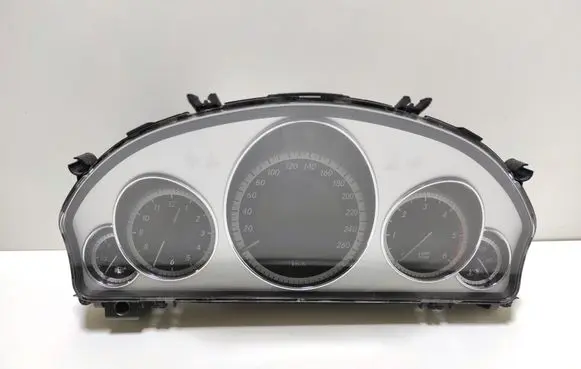 Mercedes-Benz E W212 Speedometer (instrument cluster) A2129001810