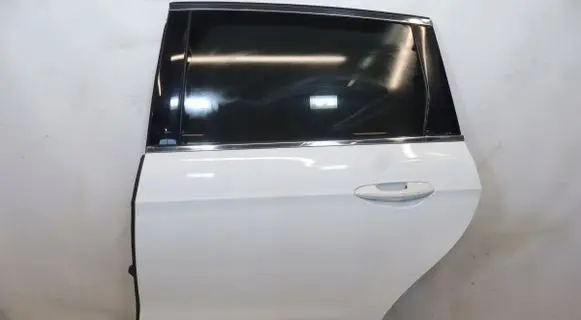 Ford S-MAX Rear door 