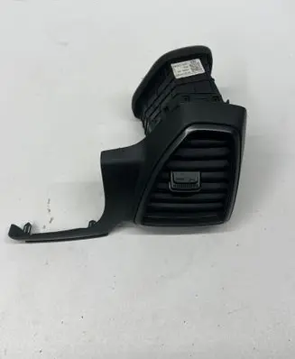 Hyundai Tucson TL Dashboard side air vent grill/cover trim 97480d7bao